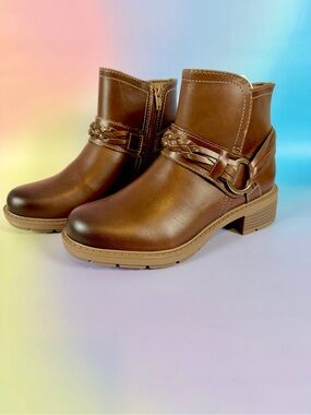 Clarks Hearth Kylie Ankle Boots Women’s size 5.5